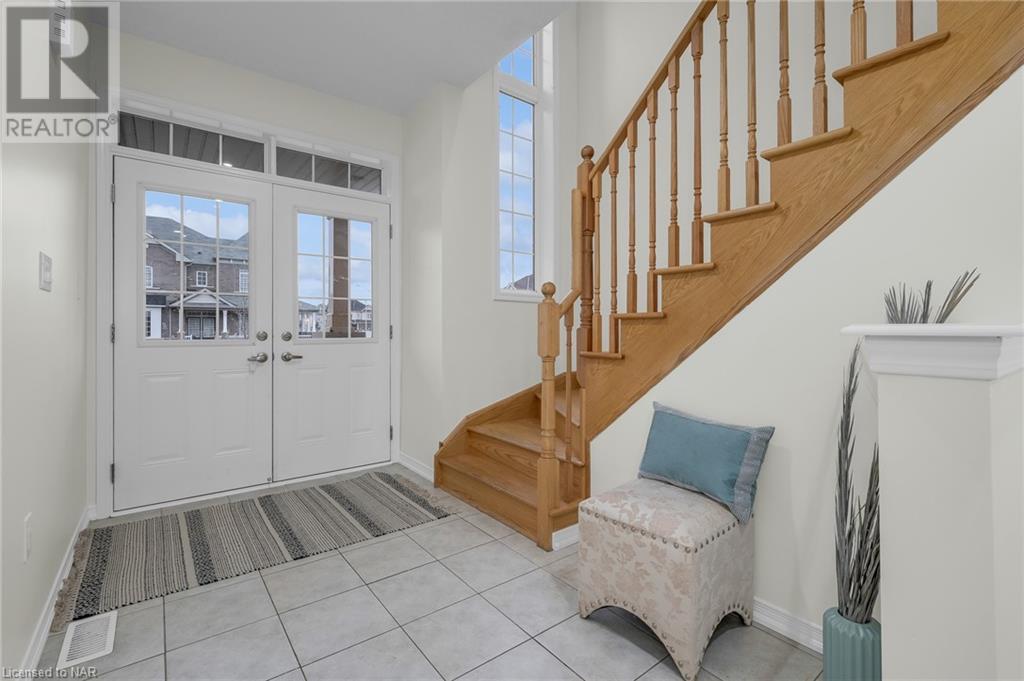 33 Alexandra Drive, Thorold, Ontario  L3B 0G5 - Photo 4 - 40509047