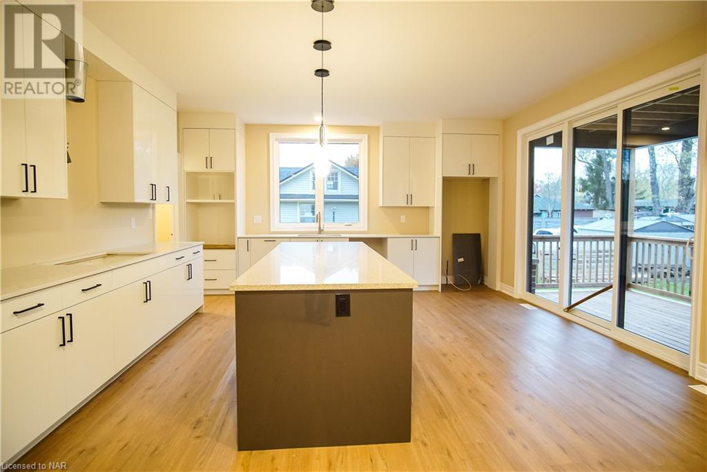 3028 Thunder Bay Road, Fort Erie, Ontario  L0S 1N0 - Photo 13 - 40509587