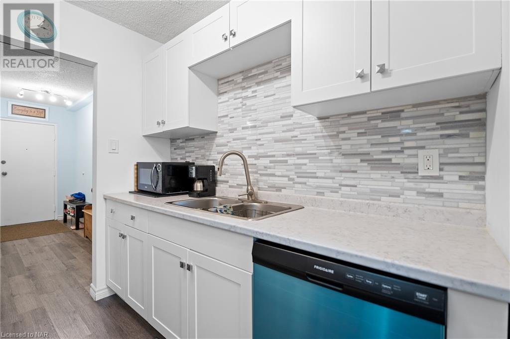 4692 Crysler Avenue Unit# 301, Niagara Falls, Ontario  L2E 3V8 - Photo 8 - 40509552
