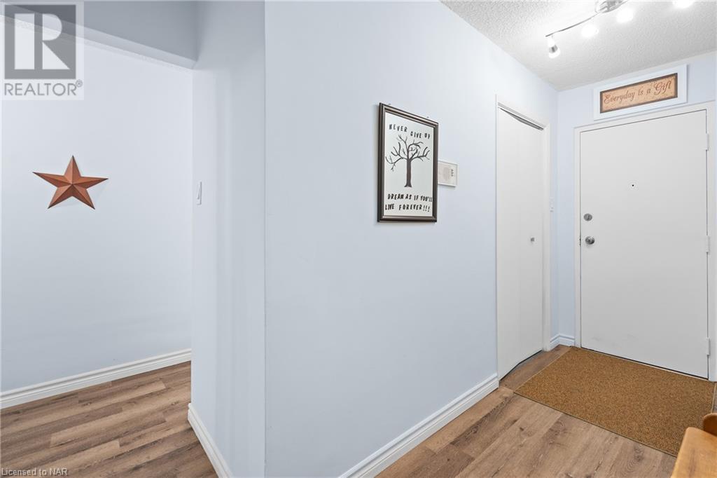 4692 Crysler Avenue Unit# 301, Niagara Falls, Ontario  L2E 3V8 - Photo 10 - 40509539