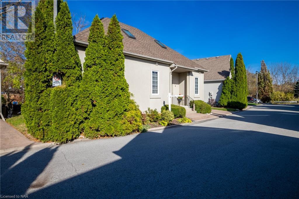 31 Melody Trail Unit# 9, St. Catharines, Ontario  L2M 1C3 - Photo 3 - 40509135
