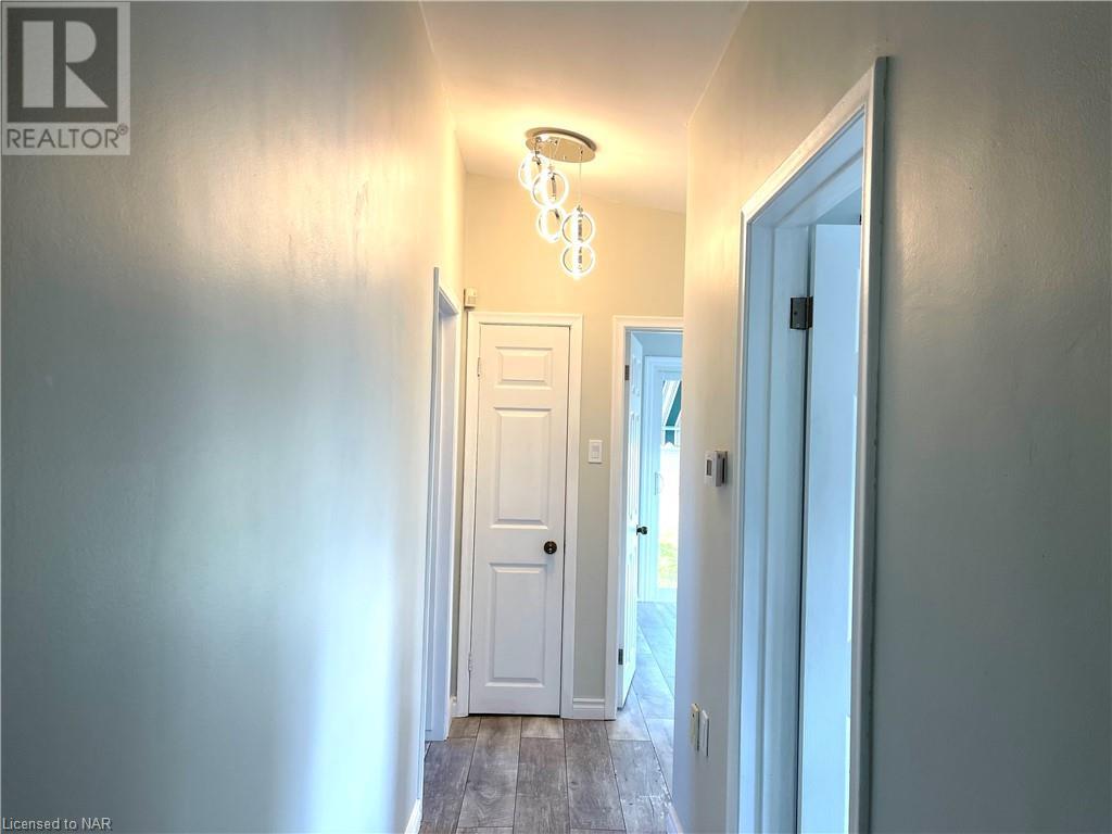7412 Jordan Avenue, Niagara Falls, Ontario  L2G 5N2 - Photo 4 - 40510179