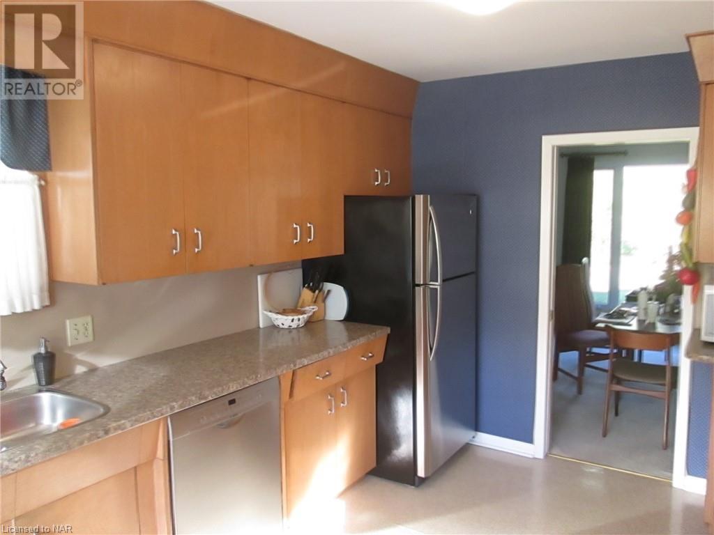 247 Riverview Boulevard, St. Catharines, Ontario  L2T 3N2 - Photo 12 - 40500205