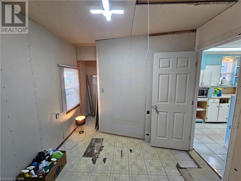170 Niagara Street, St. Catharines, Ontario  L2R 4L4 - Photo 14 - 40510494