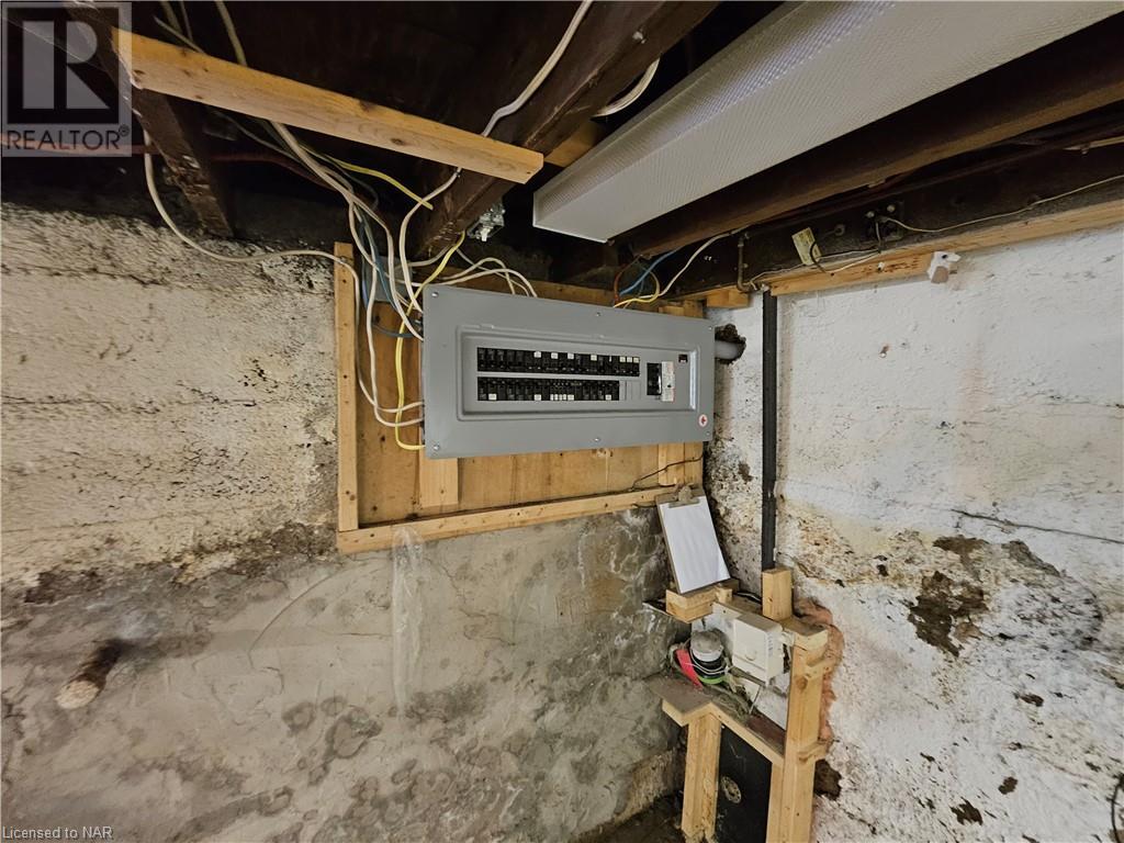 170 Niagara Street, St. Catharines, Ontario  L2R 4L4 - Photo 28 - 40510494