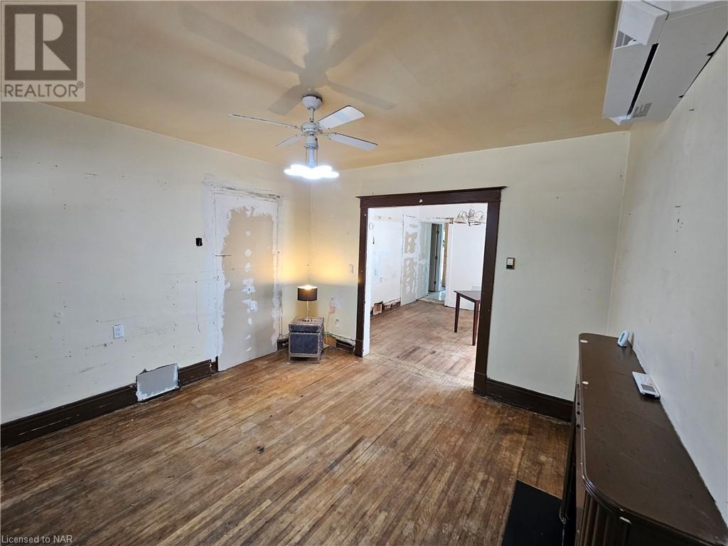 170 Niagara Street, St. Catharines, Ontario  L2R 4L4 - Photo 5 - 40510494