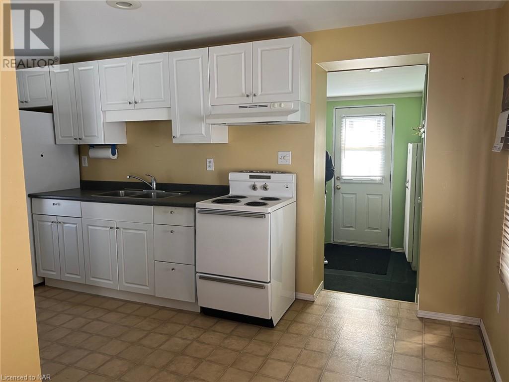 1 Hilda Street, St. Catharines, Ontario  L2S 1Z7 - Photo 8 - 40483660
