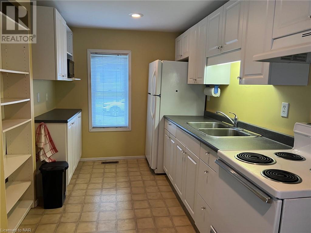 1 Hilda Street, St. Catharines, Ontario  L2S 1Z7 - Photo 9 - 40483660