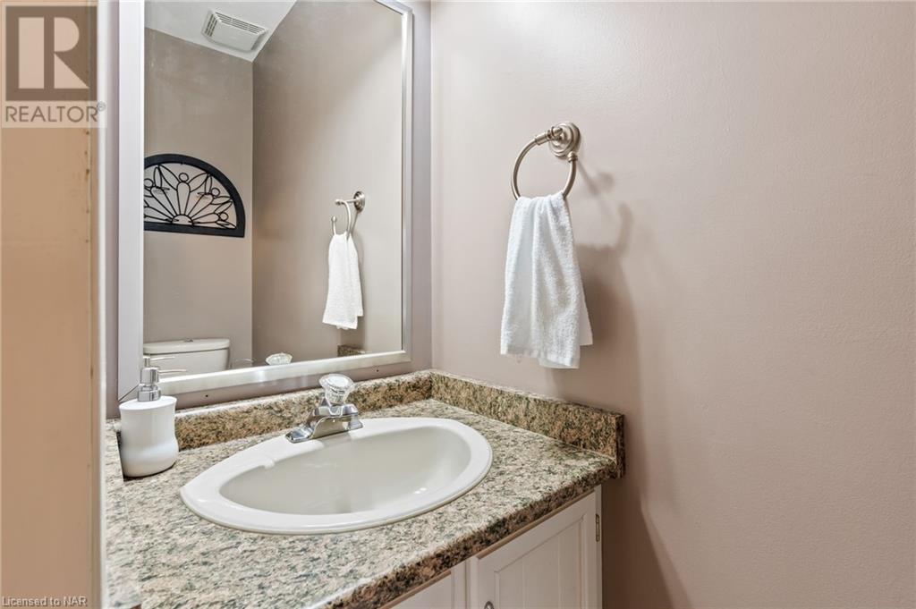 34 Burdy Drive, St. Catharines, Ontario  L2S 3E5 - Photo 16 - 40510620