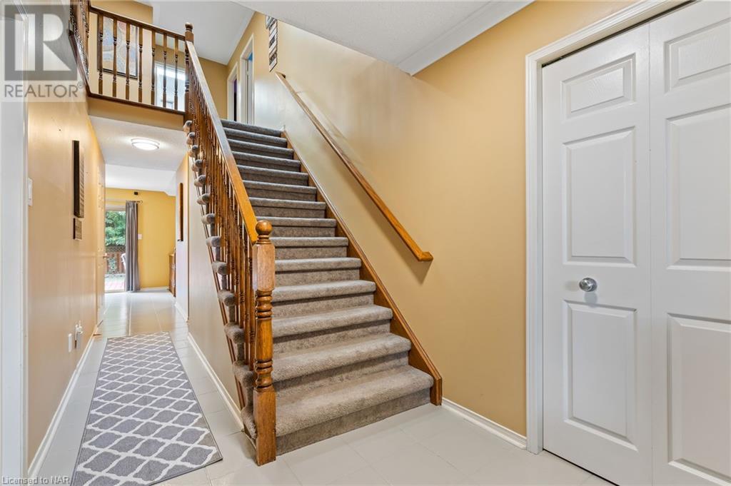 34 Burdy Drive, St. Catharines, Ontario  L2S 3E5 - Photo 5 - 40510620