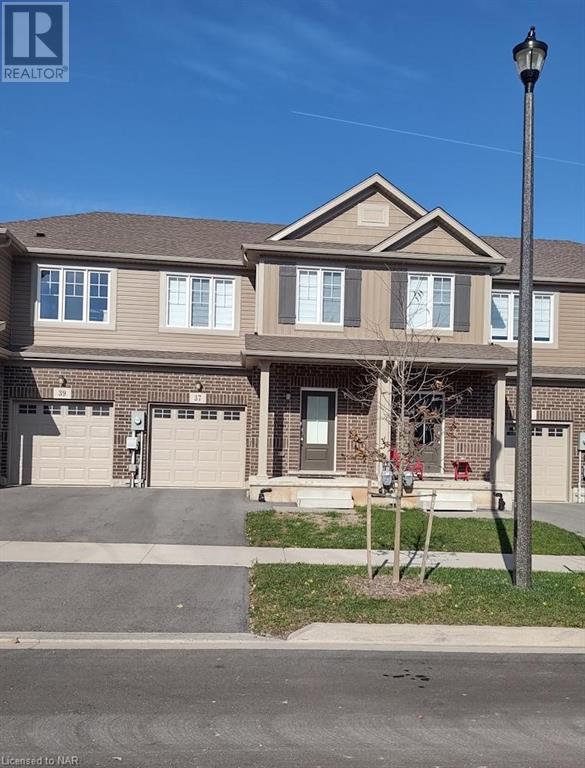 37 Lymburner Street, Fonthill, Ontario  L0S 1E6 - Photo 3 - 40509375