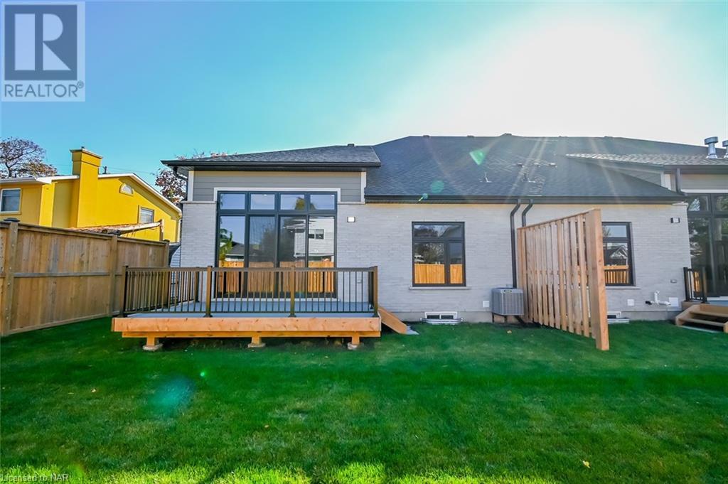 45c Lakeshore Road, St. Catharines, Ontario  L2N 2T2 - Photo 36 - 40506875