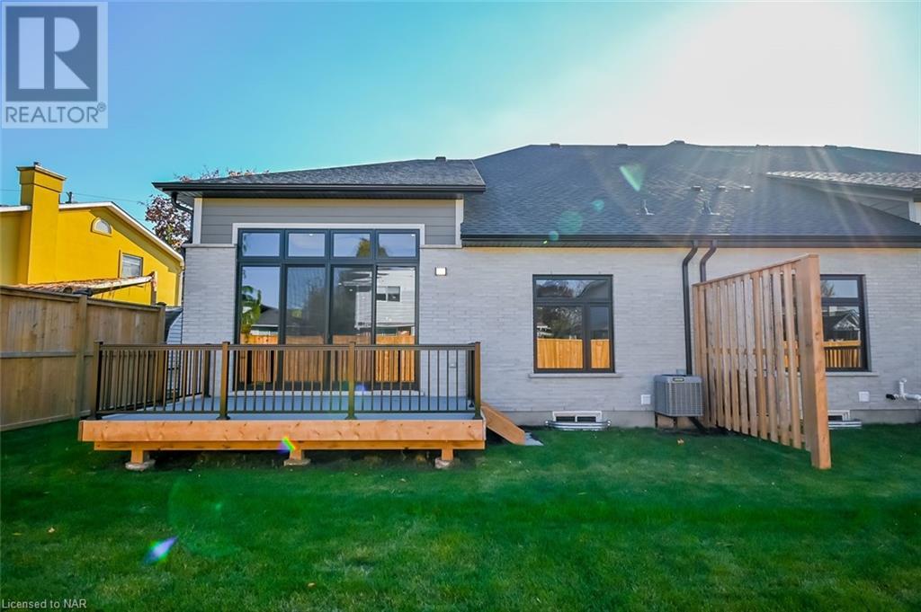 45c Lakeshore Road, St. Catharines, Ontario  L2N 2T2 - Photo 37 - 40506875