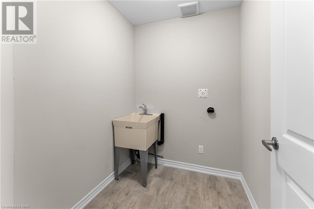 93 Renfrew Trail, Welland, Ontario  L3C 0K2 - Photo 25 - 40510981