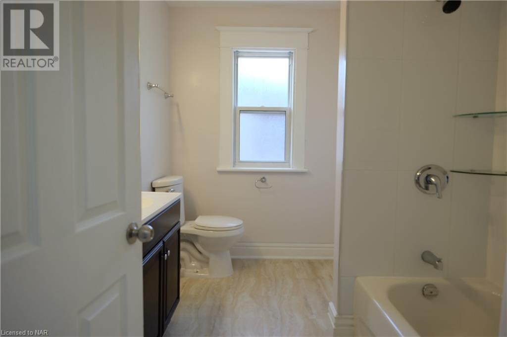 5029 Fourth Avenue Unit# 2, Niagara Falls, Ontario  L2E 4P5 - Photo 23 - 40509713