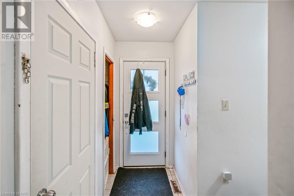 115 Ryerson Street, Thorold, Ontario  L2V 3Y2 - Photo 10 - 40509499