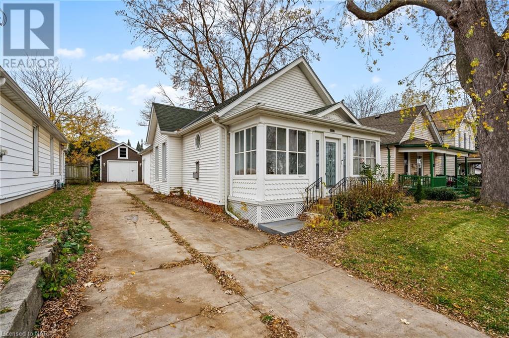 6047 Ross Street, Niagara Falls, Ontario  L2G 4C2 - Photo 3 - 40511102