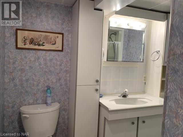 2045 Hollow Rd Road, Thorold, Ontario  L0S 1E6 - Photo 11 - 40510519
