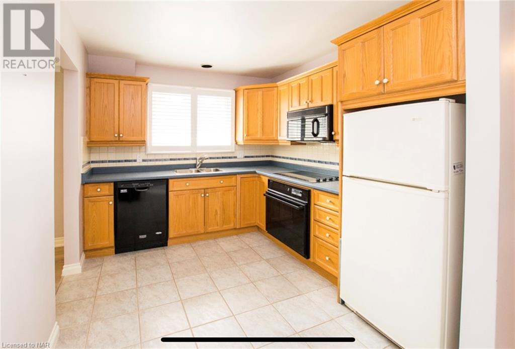 50 Shetland Crescent Unit# Upper, St. Catharines, Ontario  L2P 3P7 - Photo 3 - 40511732