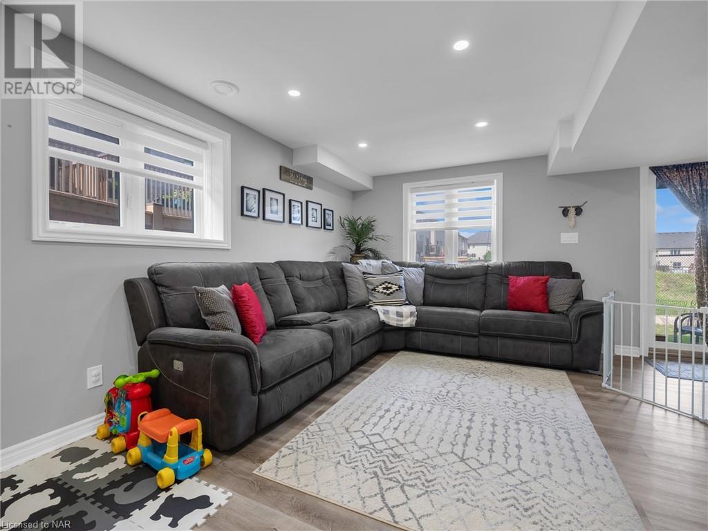 4901 Connor Drive, Beamsville, Ontario  L0R 1B7 - Photo 27 - 40511719