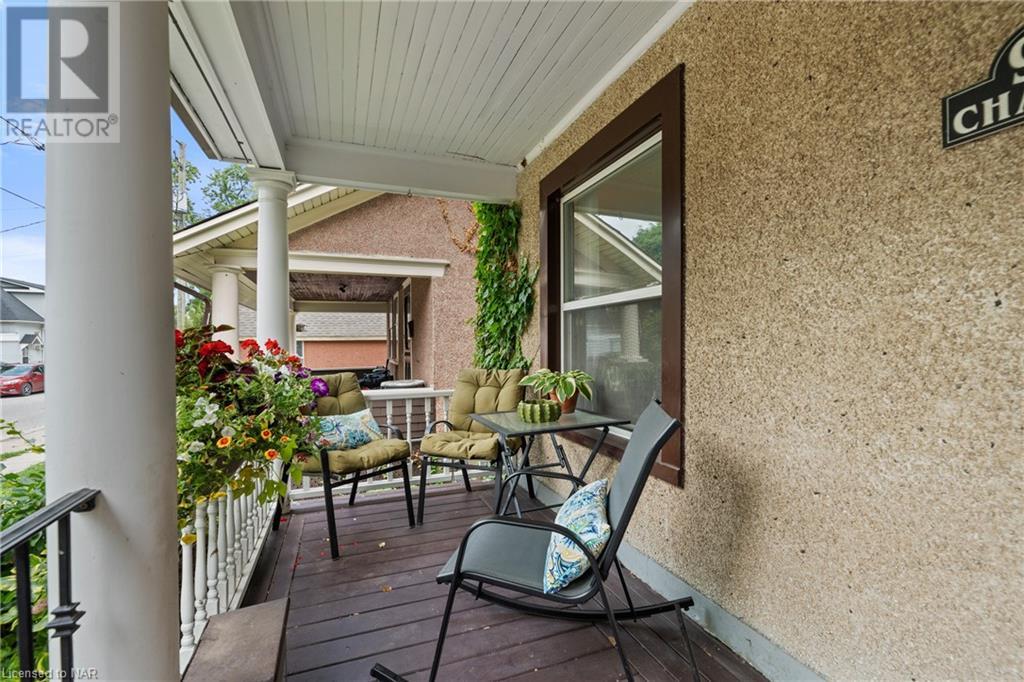 96 Chaplin Avenue, St. Catharines, Ontario  L2R 2E7 - Photo 3 - 40511679