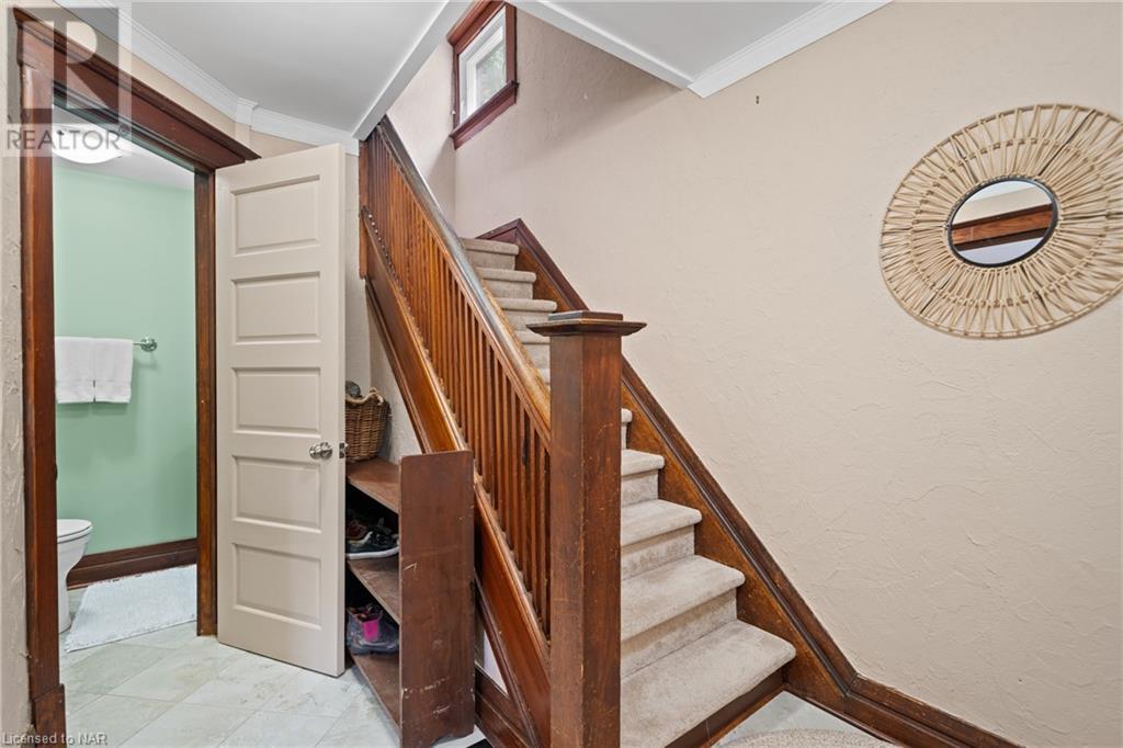 96 Chaplin Avenue, St. Catharines, Ontario  L2R 2E7 - Photo 5 - 40511679