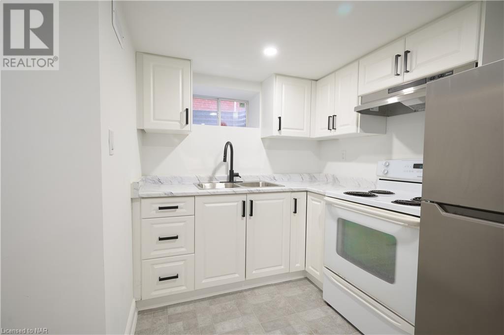4832 Second Avenue, Niagara Falls, Ontario  L2E 4J1 - Photo 10 - 40511777