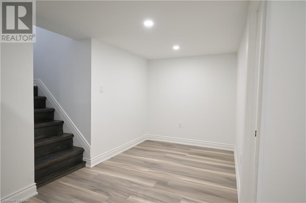 4832 Second Avenue, Niagara Falls, Ontario  L2E 4J1 - Photo 11 - 40511777
