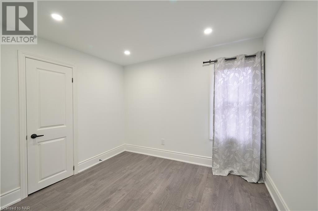4832 Second Avenue, Niagara Falls, Ontario  L2E 4J1 - Photo 8 - 40511777