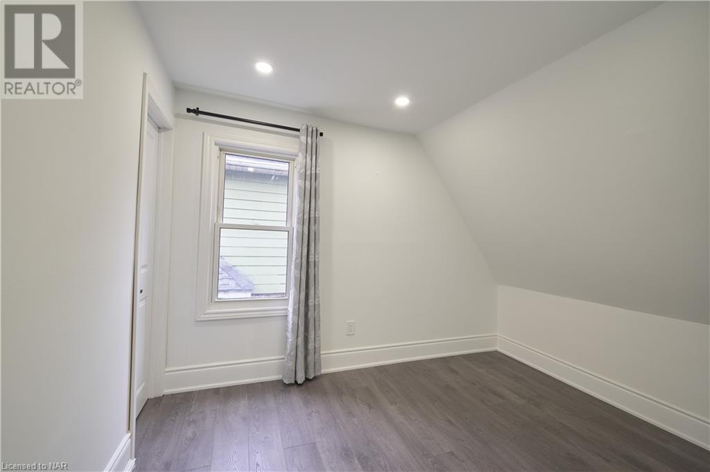 4832 Second Avenue, Niagara Falls, Ontario  L2E 4J1 - Photo 9 - 40511777