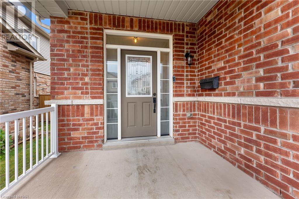 4468 Eclipse Way, Niagara Falls, Ontario  L2G 0X4 - Photo 3 - 40511707