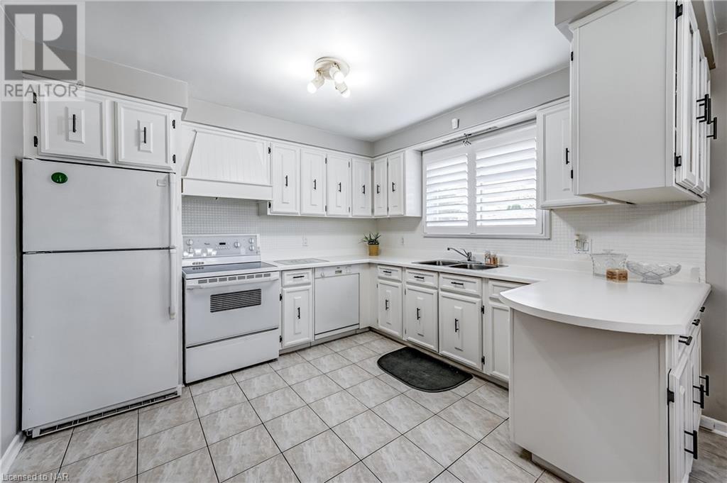 46 Bendingroad Crescent, St. Catharines, Ontario  L2N 5R5 - Photo 10 - 40511507