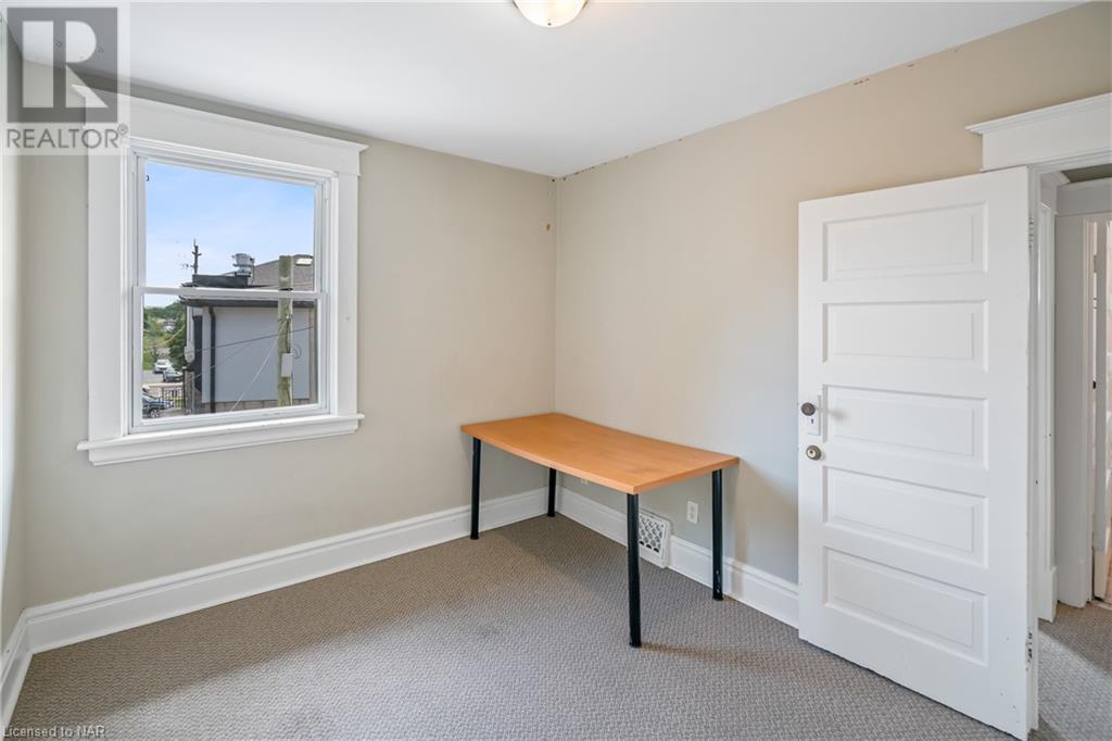 4 Head Street, St. Catharines, Ontario  L2R 3L3 - Photo 17 - 40511853