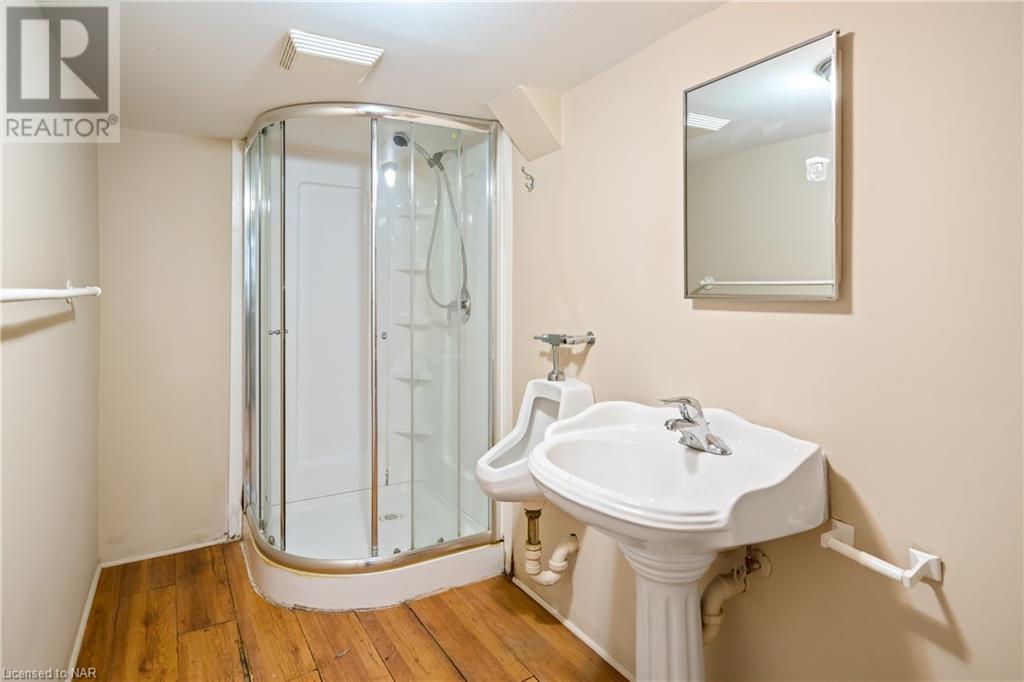 4 Head Street, St. Catharines, Ontario  L2R 3L3 - Photo 22 - 40511853