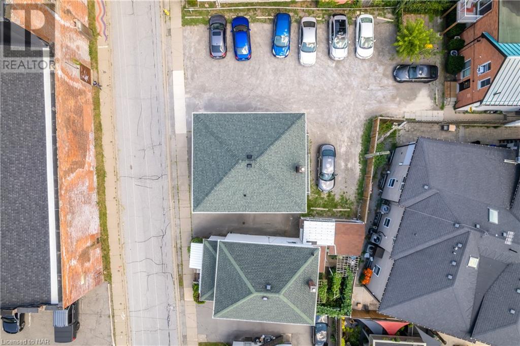4 Head Street, St. Catharines, Ontario  L2R 3L3 - Photo 3 - 40511853