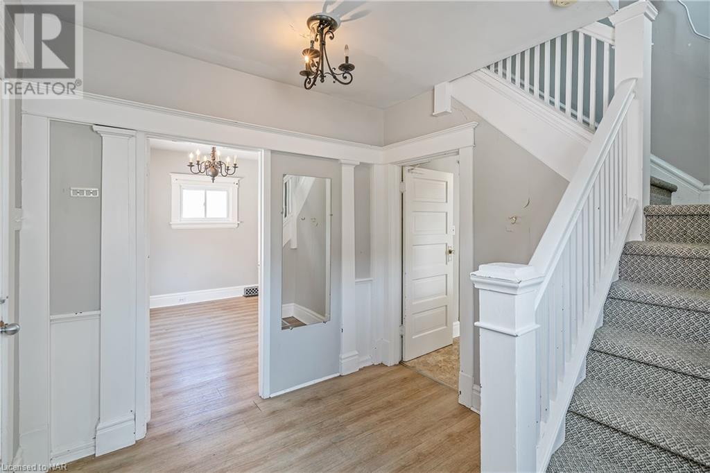 4 Head Street, St. Catharines, Ontario  L2R 3L3 - Photo 5 - 40511853