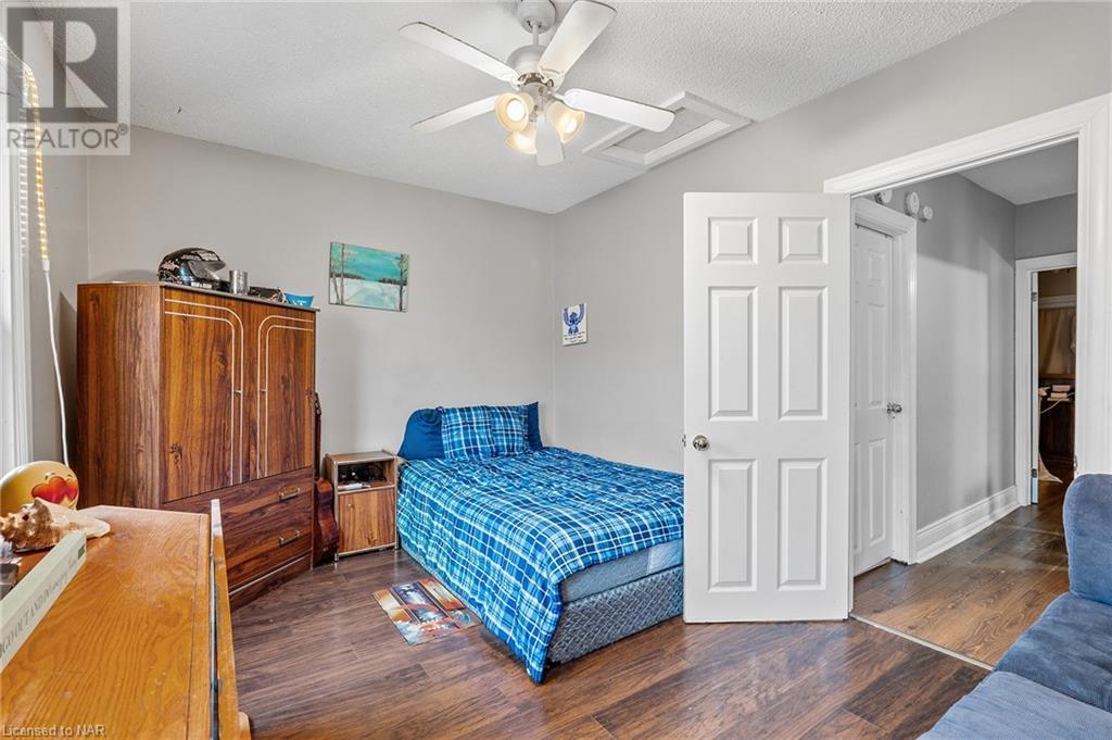 22 Denistoun Street, Welland, Ontario  L3C 1T9 - Photo 12 - 40511862