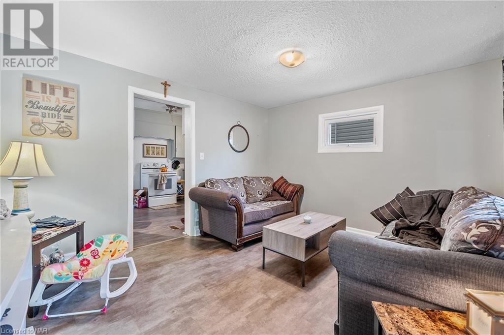 22 Denistoun Street, Welland, Ontario  L3C 1T9 - Photo 25 - 40511862