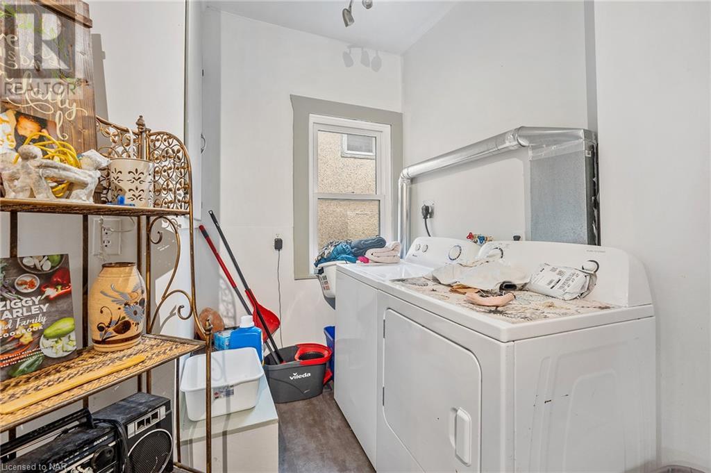 22 Denistoun Street, Welland, Ontario  L3C 1T9 - Photo 26 - 40511862