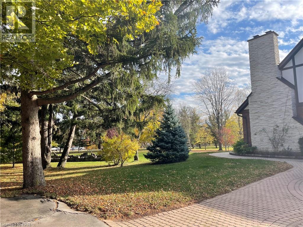 15606 Niagara Parkway Parkway, Niagara-On-The-Lake, Ontario  L0S 1J0 - Photo 34 - 40511582