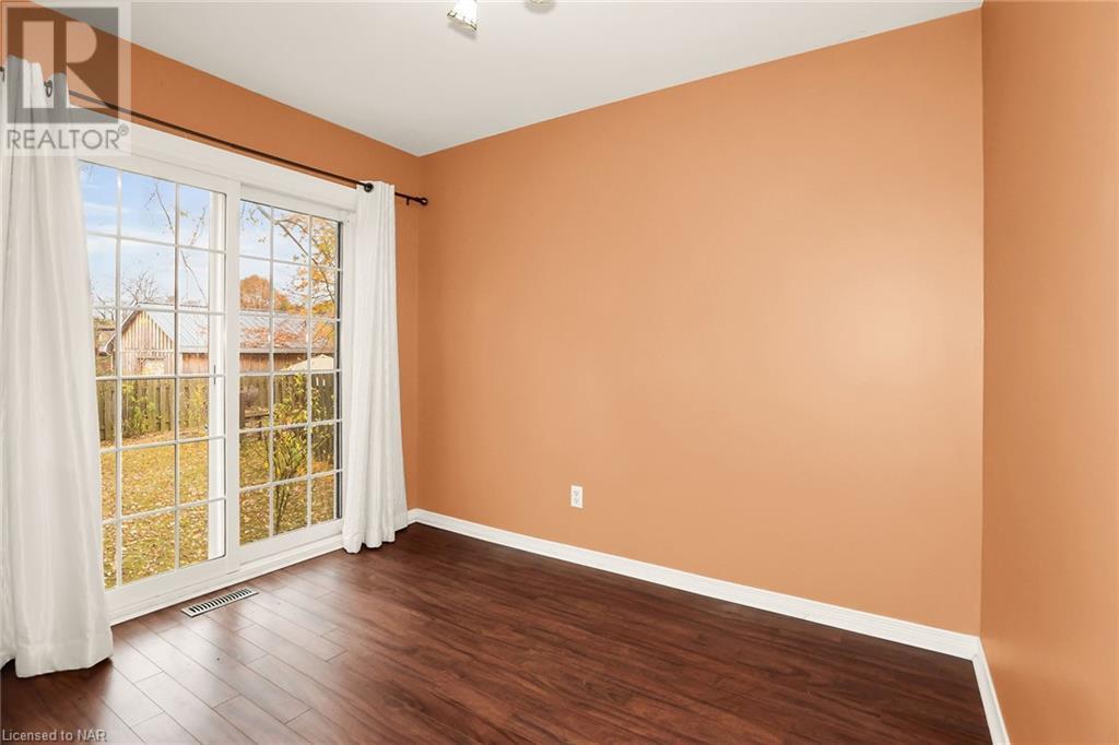 94 Chapel Hill Crescent, Welland, Ontario  L3C 6G9 - Photo 11 - 40507064