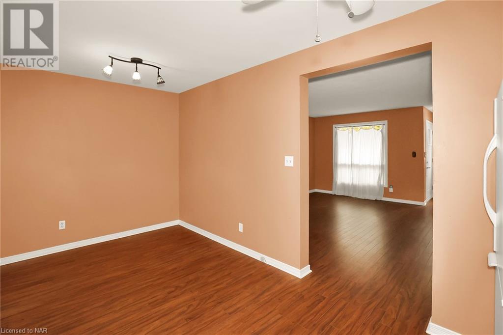 94 Chapel Hill Crescent, Welland, Ontario  L3C 6G9 - Photo 15 - 40507064