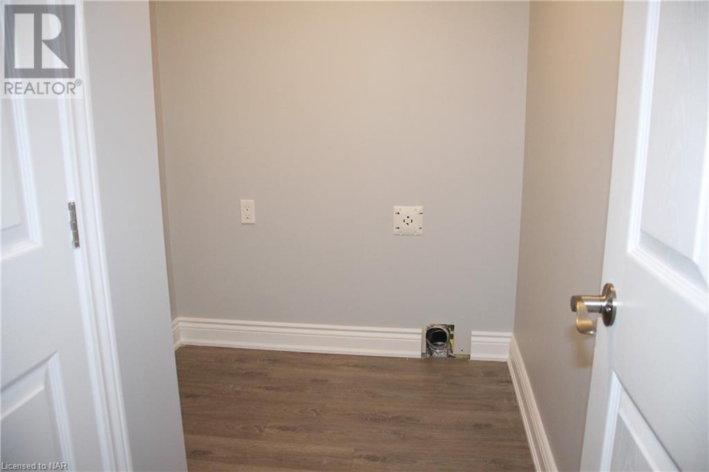 101 Downs Drive, Welland, Ontario  L3B 0H9 - Photo 7 - 40511293