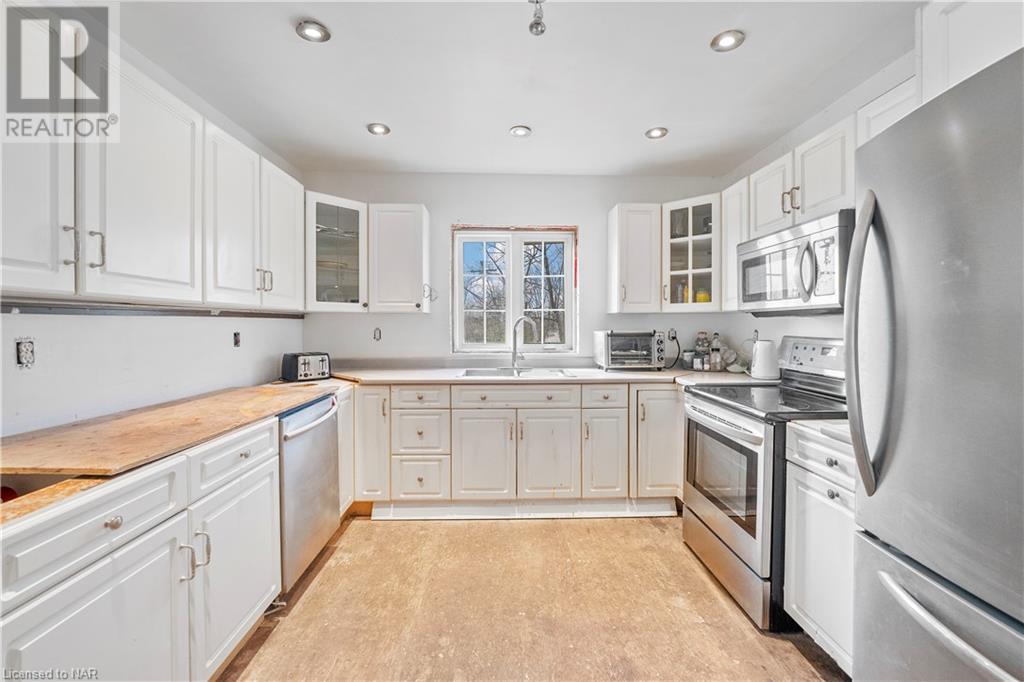 730 Main  West Street, Port Colborne, Ontario  L3K 5V4 - Photo 6 - 40511962
