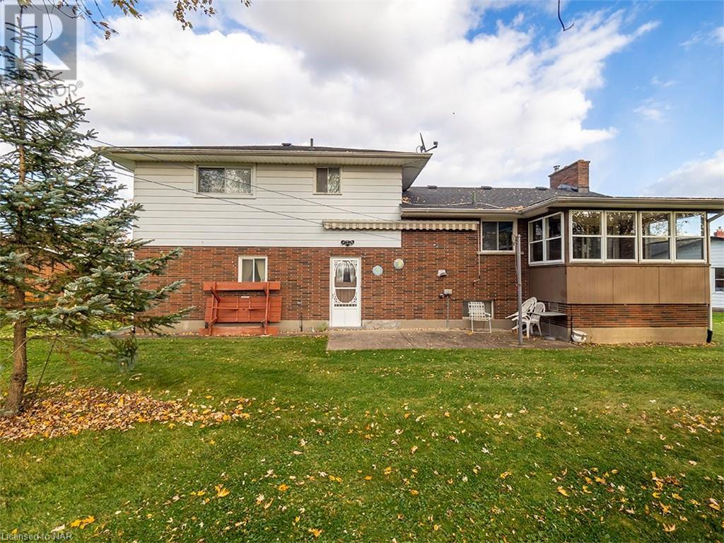 300 Olga Drive, Port Colborne, Ontario  L3K 5T9 - Photo 4 - 40505443