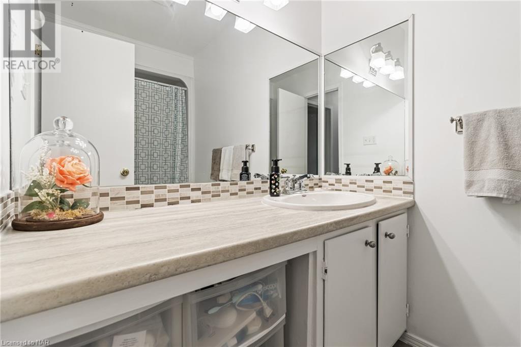 122 Lakeshore Road Unit# 12, St. Catharines, Ontario  L2N 6N6 - Photo 20 - 40512272