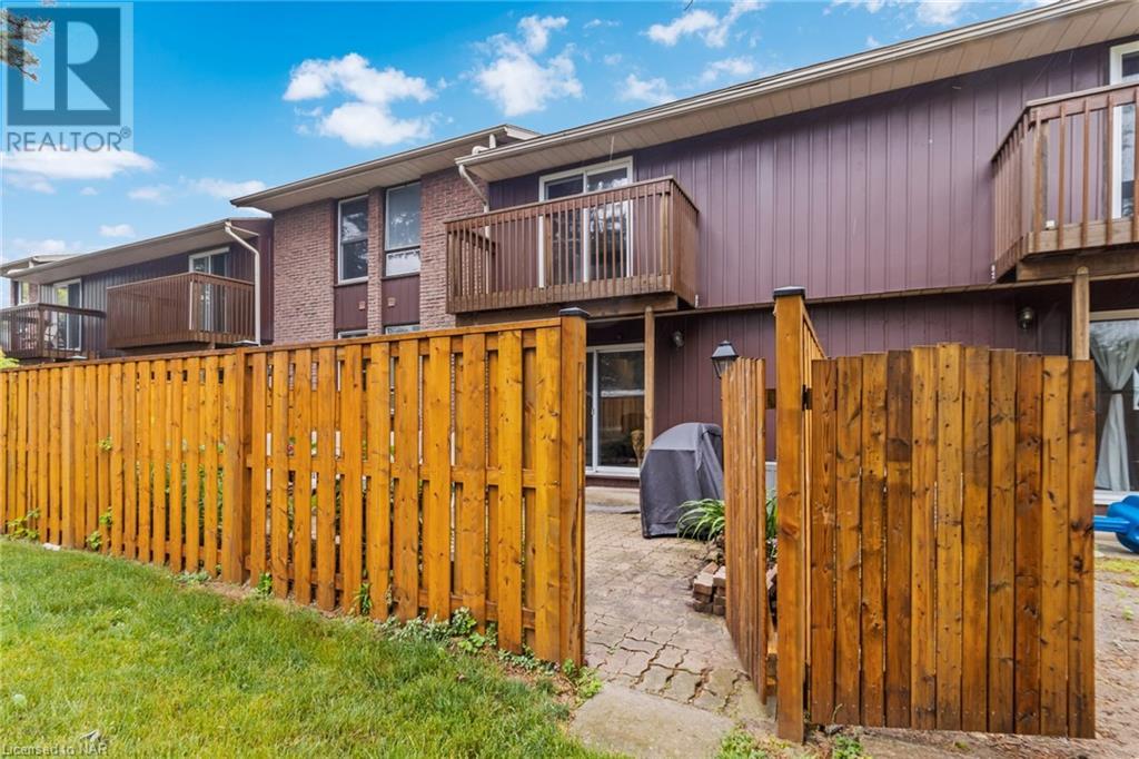 122 Lakeshore Road Unit# 12, St. Catharines, Ontario  L2N 6N6 - Photo 27 - 40512272
