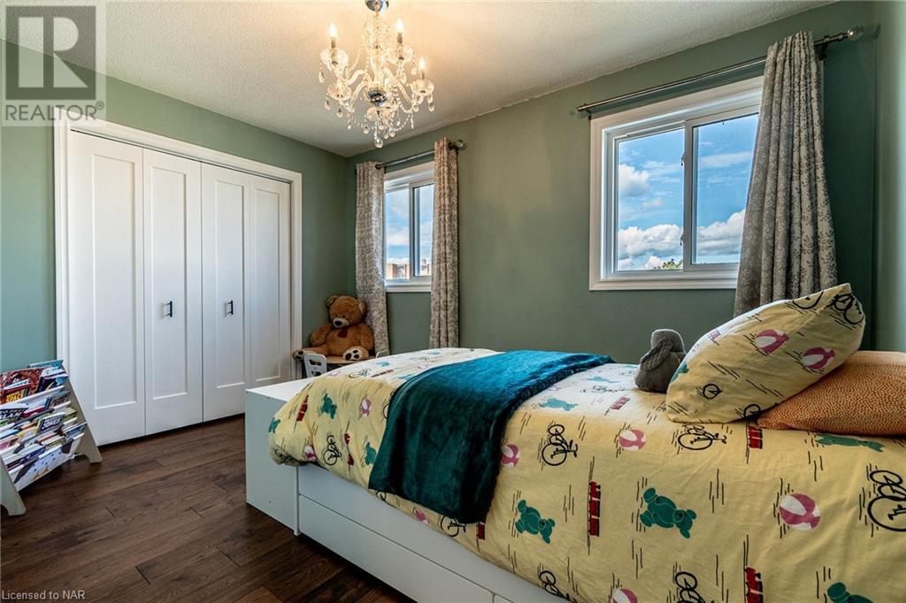 24 Sikorski Avenue, St. Catharines, Ontario  L2M 5W9 - Photo 27 - 40512573