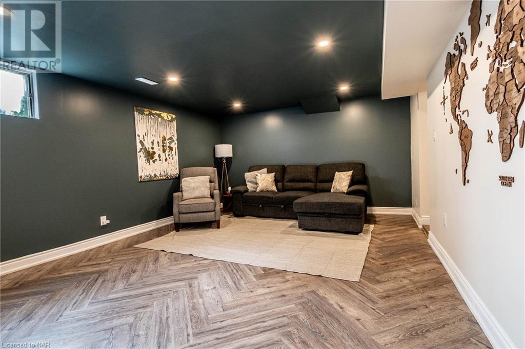 24 Sikorski Avenue, St. Catharines, Ontario  L2M 5W9 - Photo 31 - 40512573