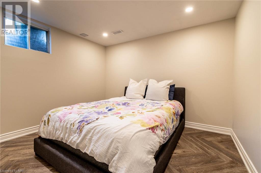 24 Sikorski Avenue, St. Catharines, Ontario  L2M 5W9 - Photo 35 - 40512573